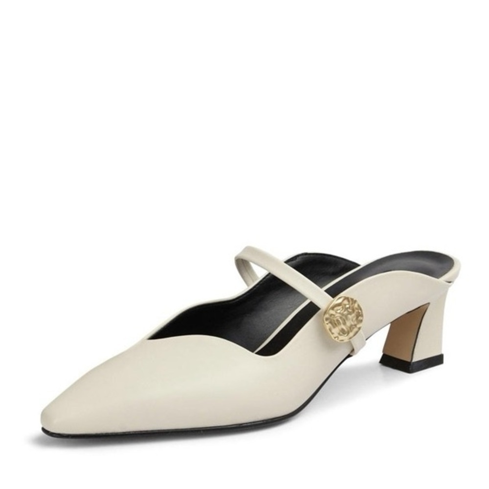 NWT Rachel Cox Pointed Toe Strappy Closed toe Kitten Heel Size 7 Cream